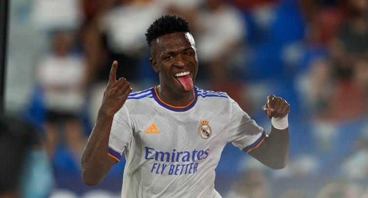 Real Madrid set to offer Vinicius improve wages in a new deal