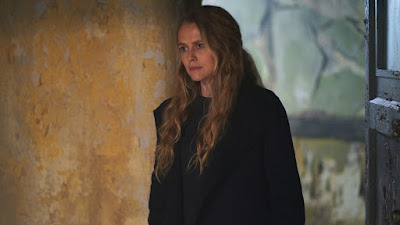 A Discovery of Witches Season 3 Image