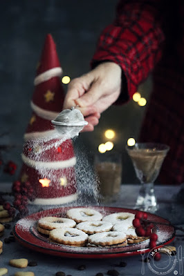 Linzer sa kremastim punjenjem od kafe