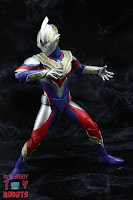 S.H. Figuarts Ultraman Trigger Multi Type 26