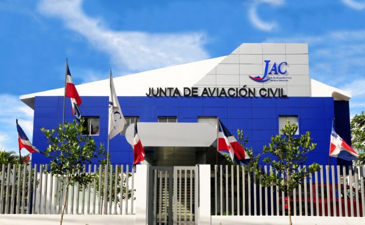 Junta de Aviación Civil inicia 2022 con aprobación nuevas rutas aéreas