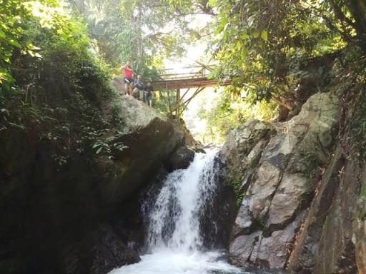 Air Terjun Curug Kencana