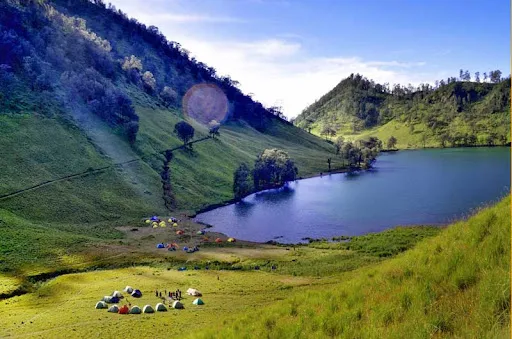 Danau Ranu Kumbolo Semeru