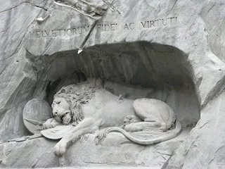 ルツェルンのライオン像