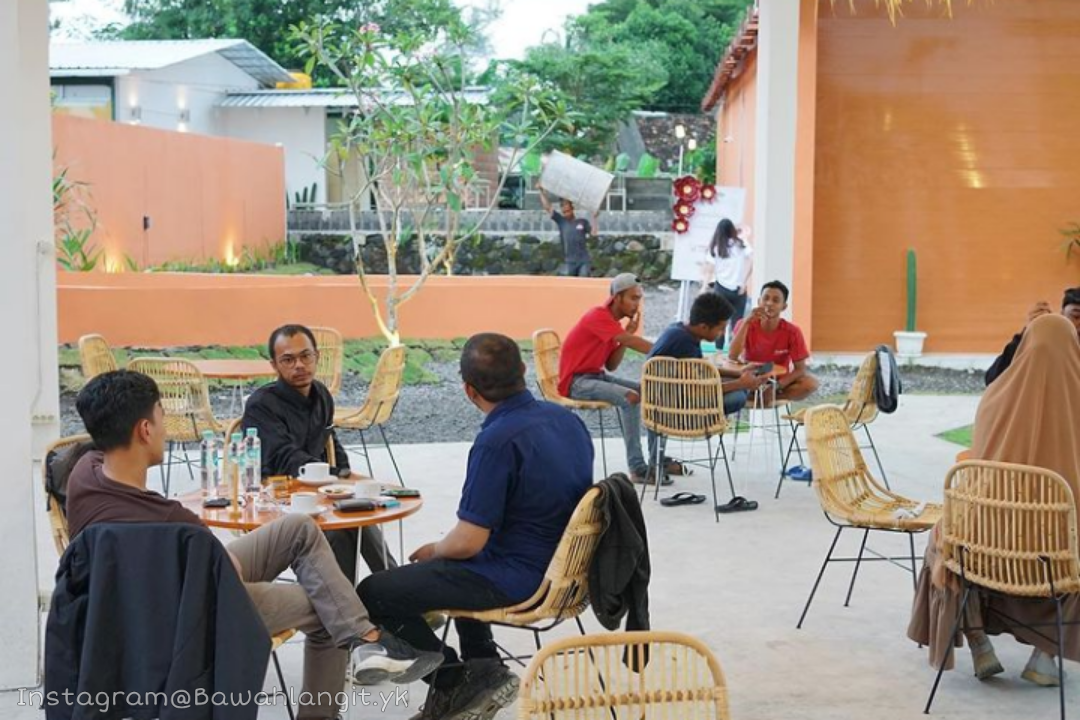 Bawah Langit Coffeshop Jogja Tempat Nongkrong Terbaru  Dengan Spot Kece.