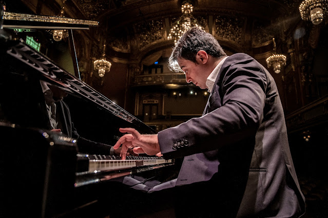 János Balázs performing at Liszt Academy of Music (Photo Andrea Felvegei)
