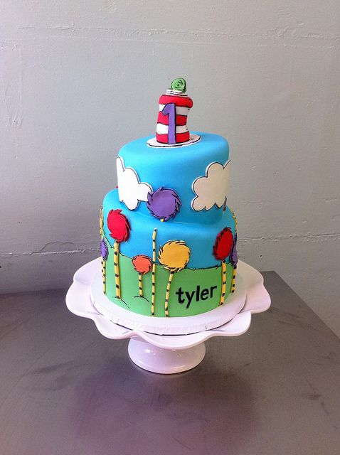 dr.seuss cake