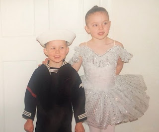Childhood picture of Sydney Sweeney with her brother Trent