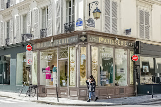 Paris : Décor d'une ancienne boulangerie au 23 rue des Francs-Bourgeois / 21 rue de Sévigné, le quotidien du patrimoine culturel - IVème