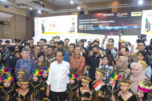 Jokowi Teken Keppres Tukin Bawaslu
