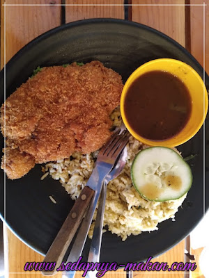 chicken chop fried rice (kampung)