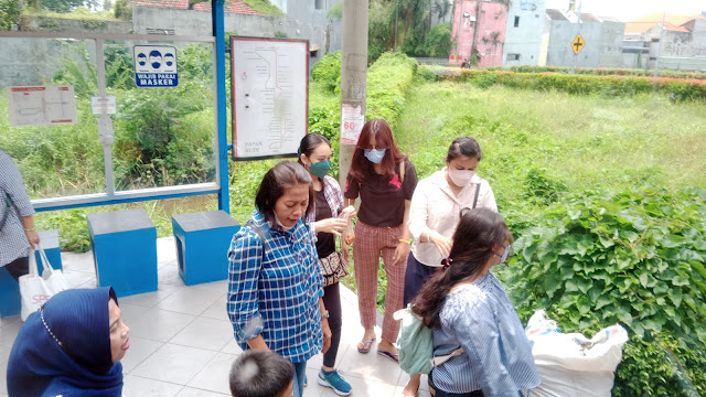 Teman Bus Trans Semanggi Suroboyo