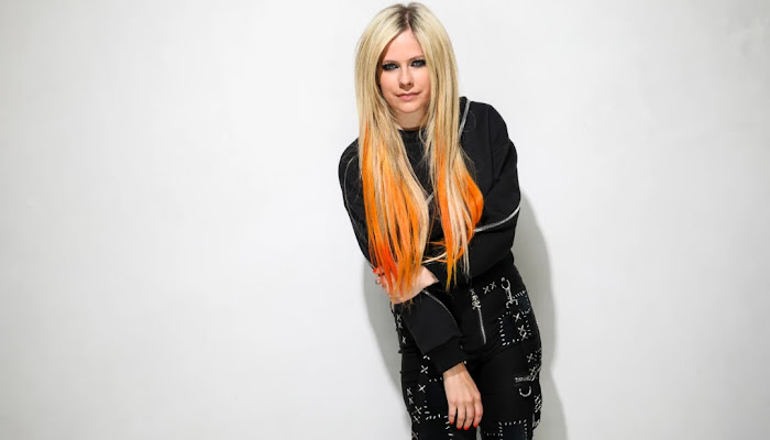 Avril Lavigne vuelve a sus raíces en un nuevo álbum para recuperar los días de gloria del pop punk