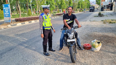 Satlantas Polres Aceh Tamiang Laksanakan Patroli Secara Humanis Dikawasan Jalur KTL