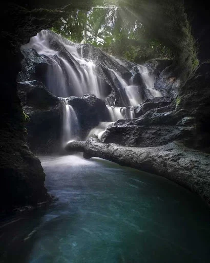 Bandung Waterfall di Gianyar Bali