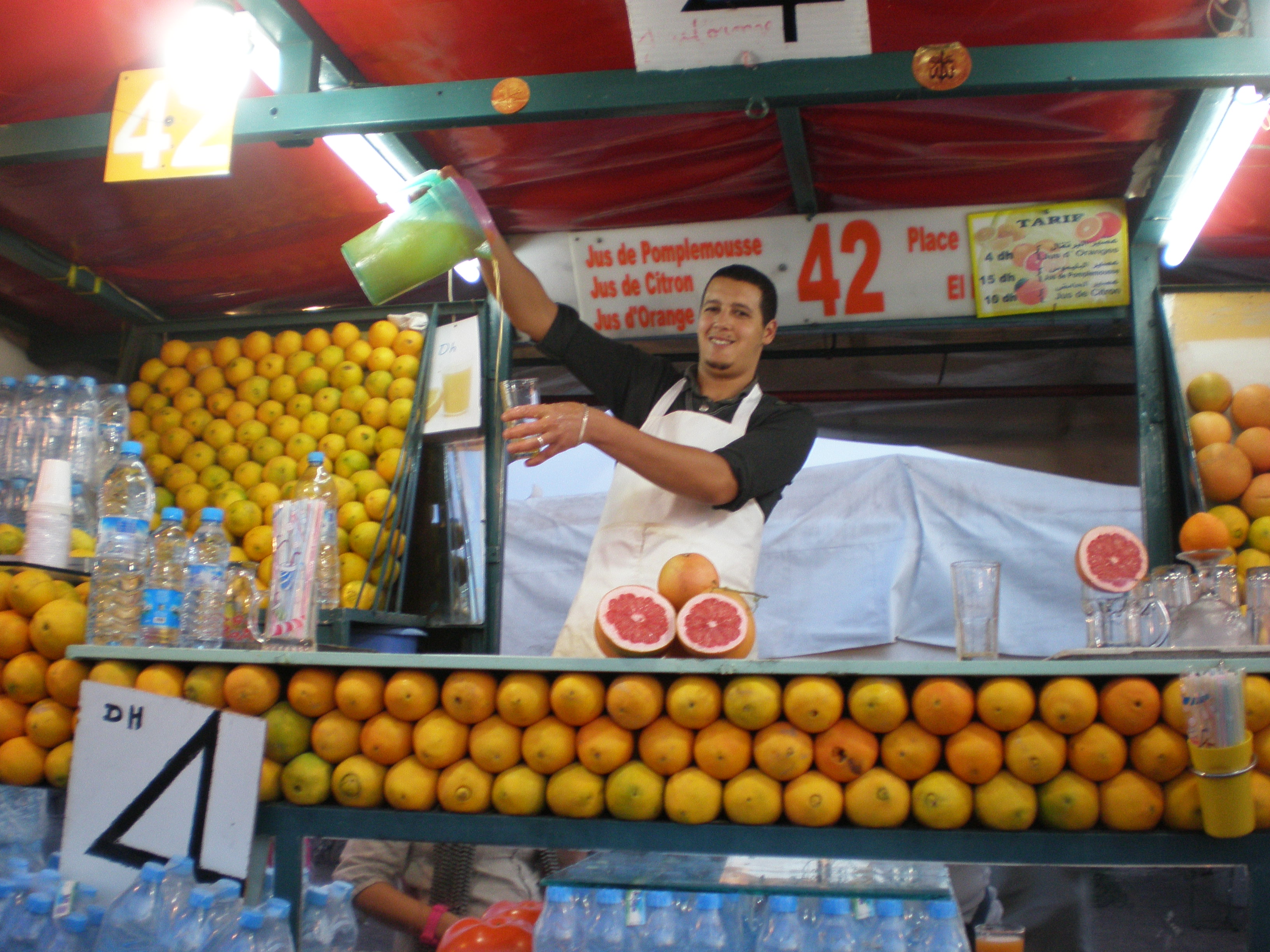 Zumos naturales en Marrakech (@mibaulviajero)