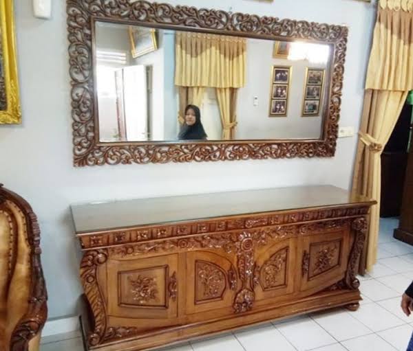 lemari meja bufet buffet ukir kayu jati jepara