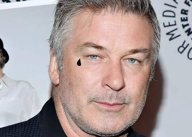 ALEC BALDWIN IN THE CLEAR AFTER PAINTING SMALL BLACK TEARDROP ON FACE