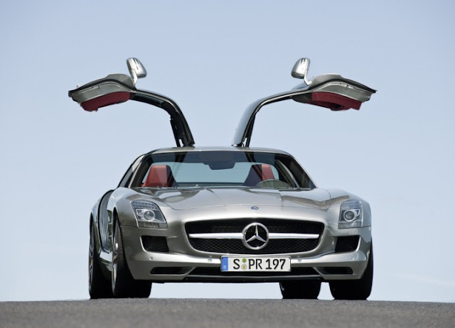 2010 Mercedes-Benz SLS AMG Coupe (C197) 6.2 V8 (571 Hp) DCT