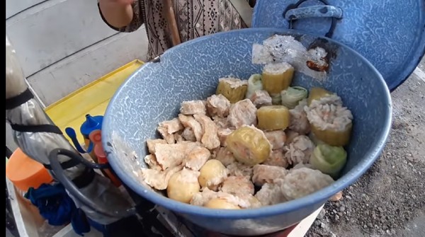 Viral Pedagang Siomai Ngaku Ditipu Pembeli Rp 4,2 Juta, Korban Lapor Polisi