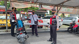 Sambangi Supermarket, Polsek Kotagede Sampaikan Pesan Kamtibmas ke Jukir