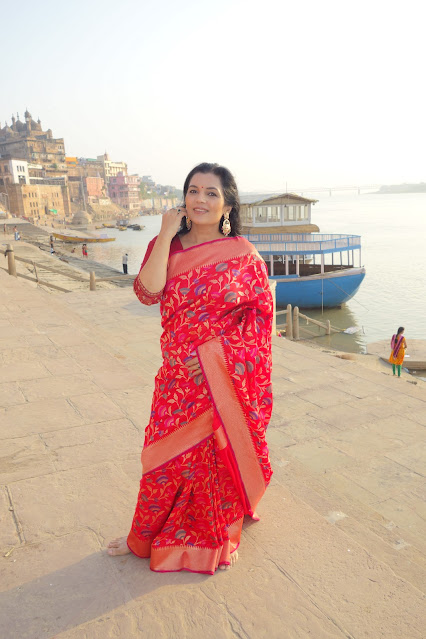 Tilfi jangla jaal Banarasi saree - Red