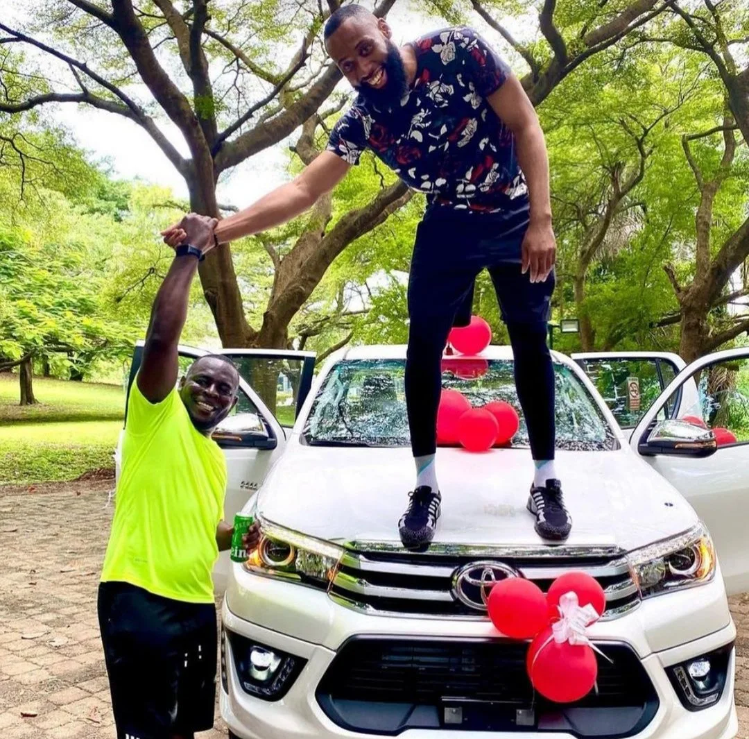 BBNaija: Tochi acquires a new SUV after an Instagram user recently tagged him “A failure” (See pictures)