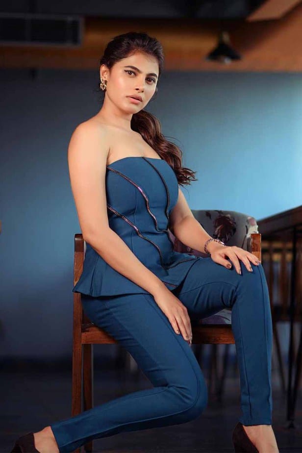 Actress Pavana Gowda Latets Hot Photos