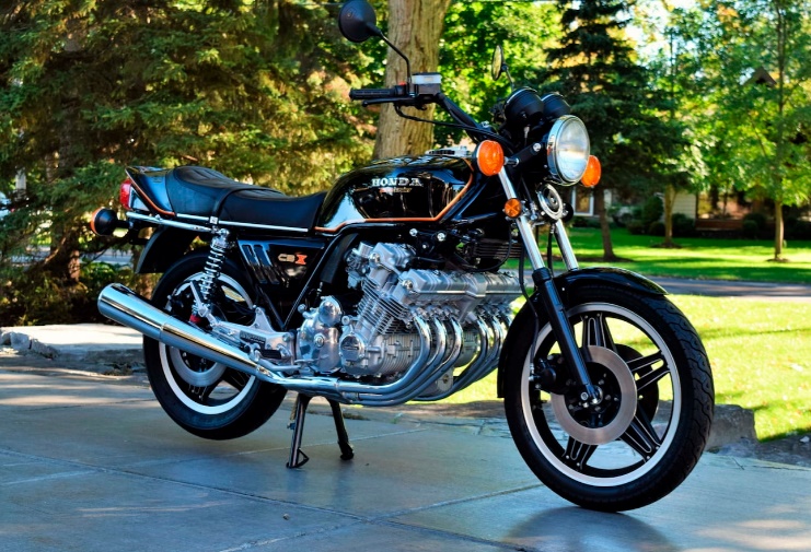 1978-82 HONDA CBX 6 CYLINDRES - BLACK  EXTRAORDINAIRE