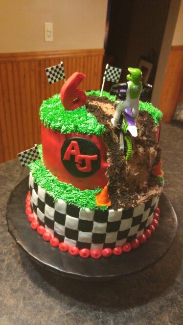 dirt bike cake