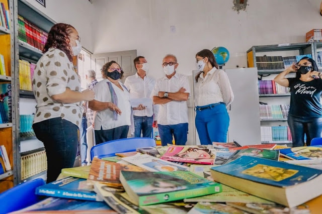 Cícero Lucena assina ordem de serviço para reforma e modernização de escola no bairro de Mangabeira