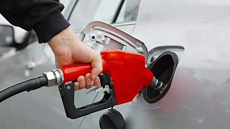 This Is How Much Gas You Should Keep in Your Tank