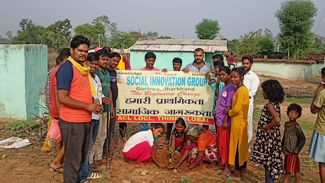 सामाजिक संस्था सोशल इनोवेशन ग्रुप के तत्वावधान में  भवनाथपुर प्रखंड सिंदुरिया पंचायत अंतर्गत पौधारोपण एवं पौधा वितरण कार्यक्रम आयोजित किया गया bhawnathpur 