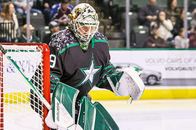 With Jake Oettinger out, Stars backup goalies tasked with stalling