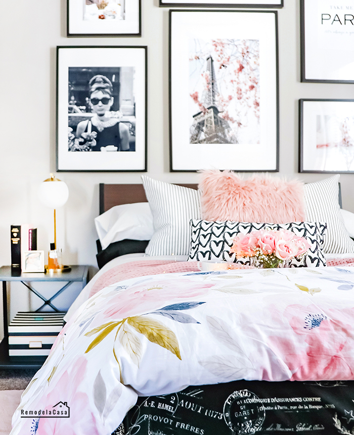 Paris room in pink, black and gold