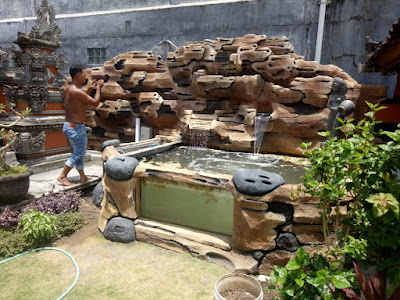 Kolam Relief Tebing