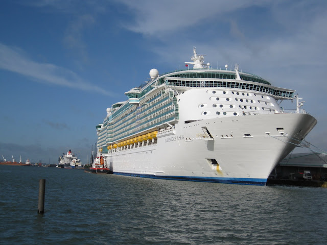 Independence of the Seas in Southampton