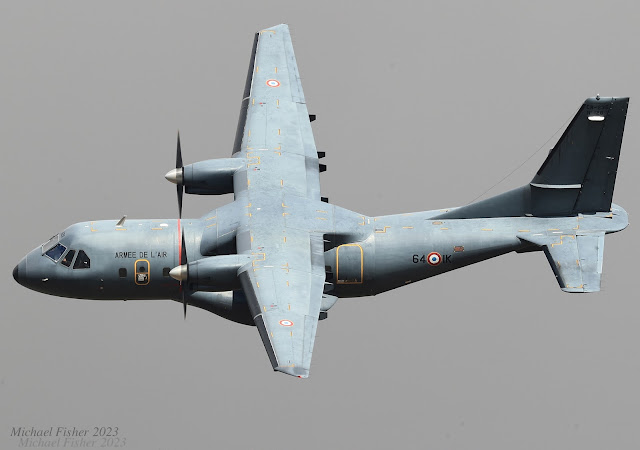 128 64-IK CN-235M ET01.062 Armée del l'Air