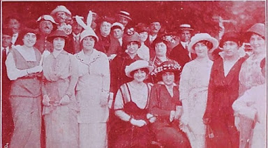 Grupo de damas de Ourense na visita da Infanta a Ourense.