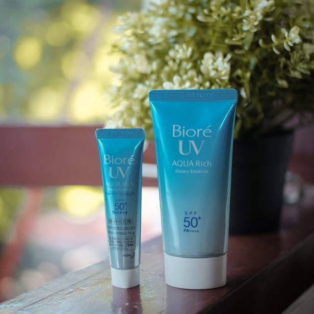 Rekomendasi Sunscreen untuk Usia 50 Tahun - Biore UV Aqua Rich
