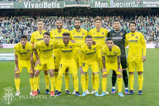 VILLARREAL C. F. Temporada 2021-22. Juan Foyth, Étienne Capoue, Raúl Albiol, Pau Torres, Gerónimo Rulli, Dani Parejo. Gerard Moreno, Alfonso Pedraza, Samu Chukwueze, Alberto Moreno, Paco Alcácer. REAL BETIS BALOMPIÉ 0 VILLARREAL C. F. 2 Domingo 06/02/2022, 18:30 horas. Campeonato de Liga de 1ª División, jornada 23. Sevilla, estadio Benito Villamarín: 44.870 espectadores (aforo limitado al 75%). GOLES: 0-1: 41’, Pau Torres. 0-2: 83’, Capoue.