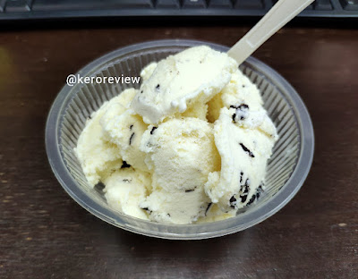 รีวิว ไผ่ทอง ไอสครีม รสวานิลลาชิพ Review Ice Cream Vanilla Chip Flavor, Paithong Ice Cream Brand.