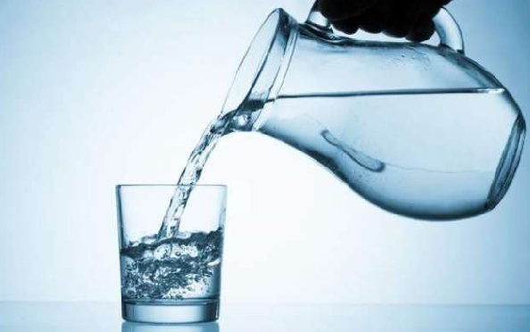 Signs You're Not Drinking Enough Water