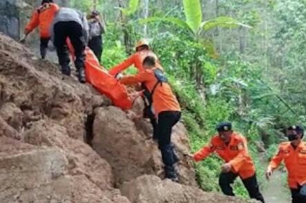 TERUNGKAP, IDENTITAS MAYAT WANITA YANG DITEMUKAN DI SUNGAI KEMADU KALIWIRO