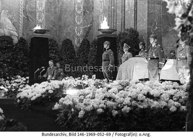 Adolf Hitler speaks at the Reinhard Heydrich funeral, 9 June 1942 worldwartwo.filminspector.com