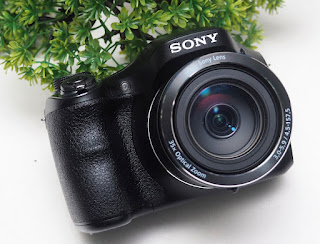 Sony H300 Kamera Prosumer Bekas