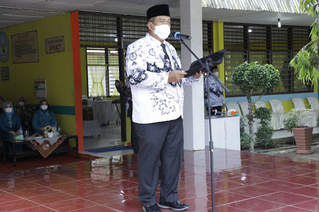 Wabup Asahan Memimpin Upacara Hari Guru Nasional dan  HUT PGRI Kabupaten Asahan