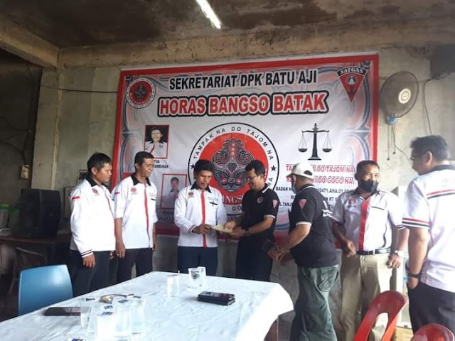 DPC Horas Bangso Batak Kota Batam Serahkan SK DPK Batu Aji