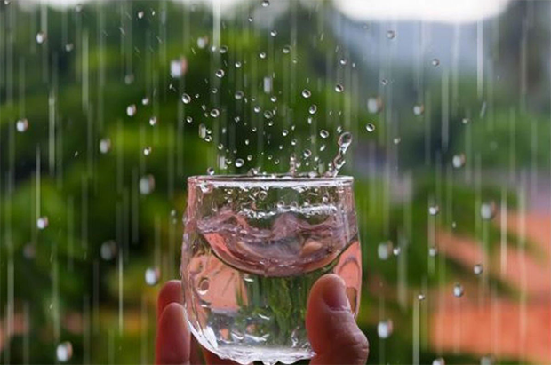 Is rainwater beneficial for the body?