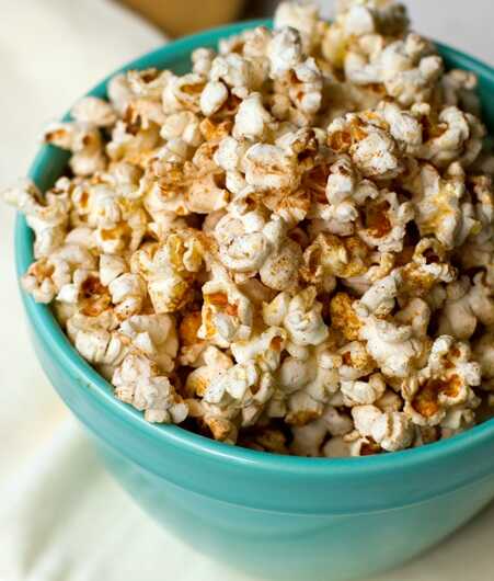 Cinnamon Chili Coconut Oil Popcorn Recipe